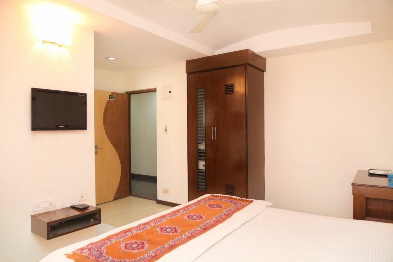 צ'נאי Sai Orbit Serviced Apartments Porur מראה חיצוני תמונה